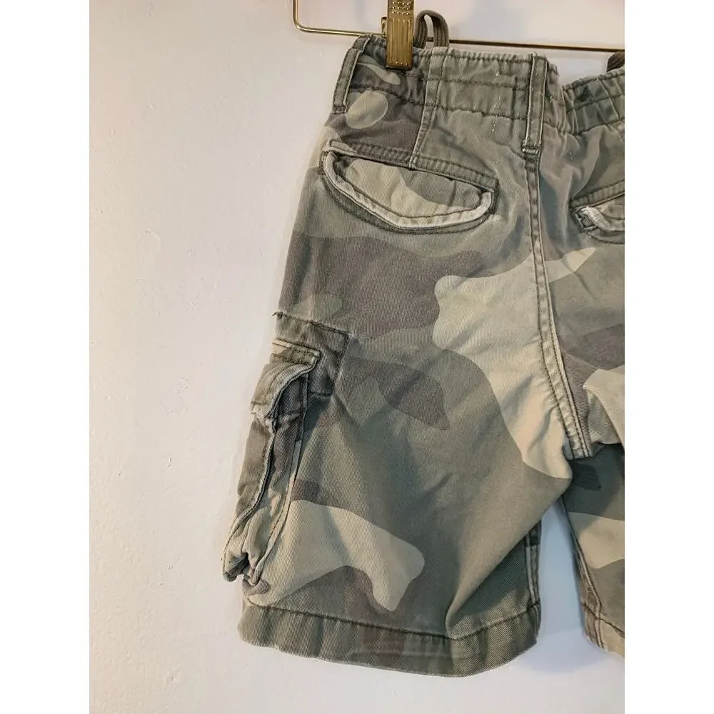 GAP Boy’s Camo Cargo Shorts / Size: 5 Slim